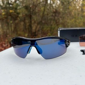 Oakley Radarlock Sunglasses with Replacement lenses